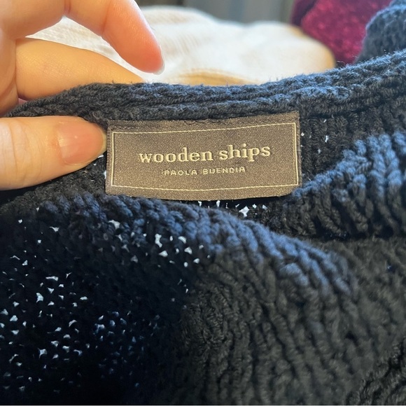 Wooden ships Blue Eyelet Crochet Top Size Small 3/4 Sleeve Open Knit Layering - Picture 4 of 6